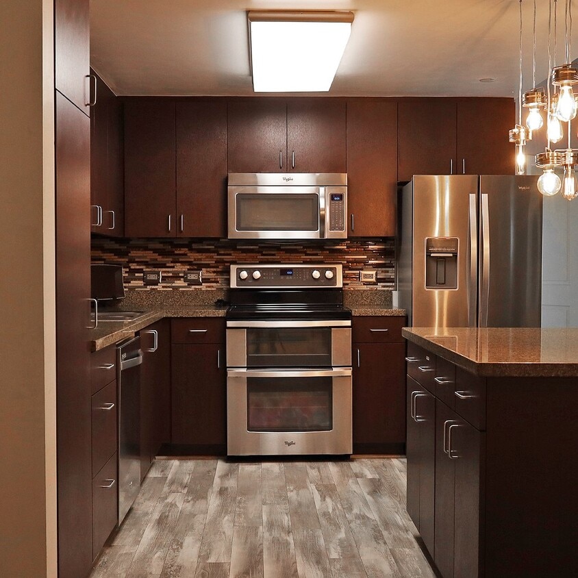 Photo - 1080 Park Blvd (San Diego, CA)