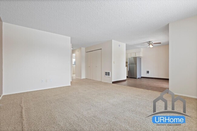 Foto del edificio - Modern 2-Bedroom in NE Portland — Great for Commuters and Remote Workers