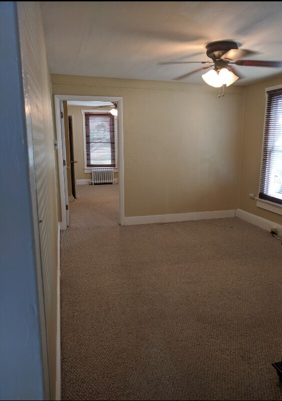 Foto del edificio - 427 W Bel Air Ave