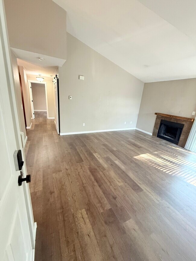 Building Photo - 2617 S 272nd St