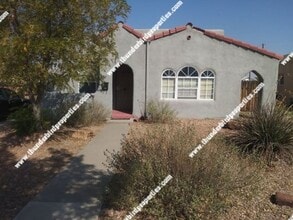 Building Photo - 2111 Coal Pl SE