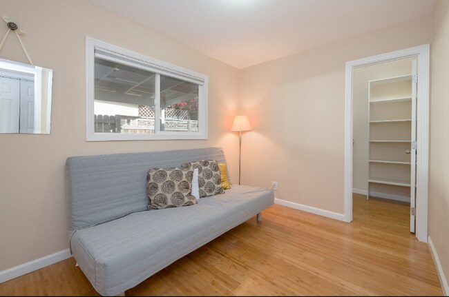 Foto del edificio - 5351 Appleton St
