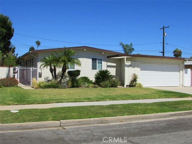 Primary Photo - 23810 Huber Ave
