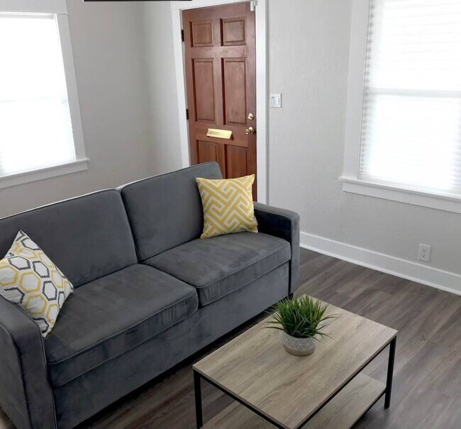 Foto del edificio - 2829 Vineyard Ave