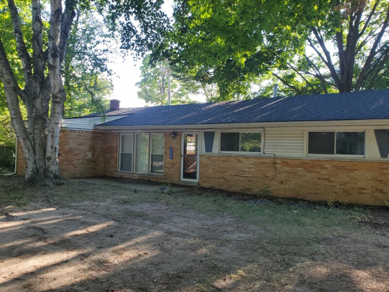 835 N Commerce Rd, Commerce, MI 48382 House Rental in Commerce, MI