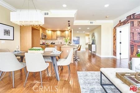 Building Photo - 412 S Wilton Pl