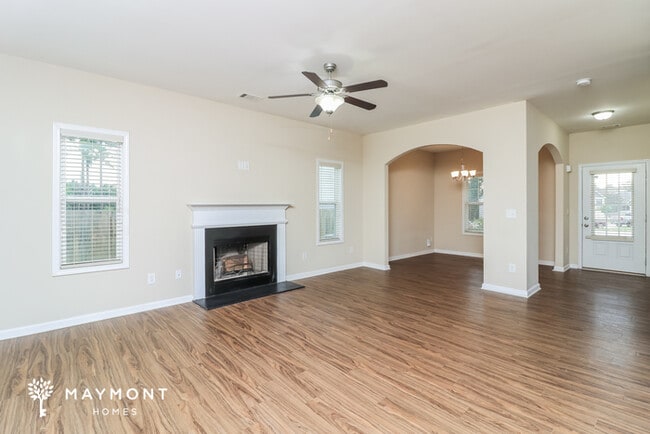 Building Photo - 705 Azalea Pt