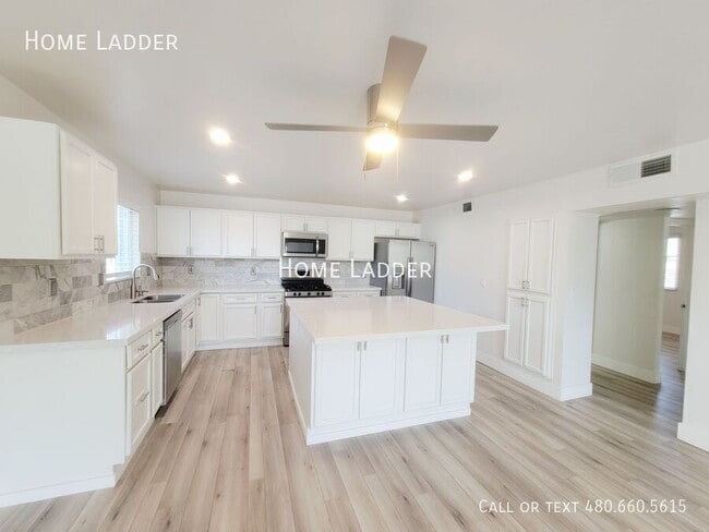 Photo - 2301 N 27th St Apartment