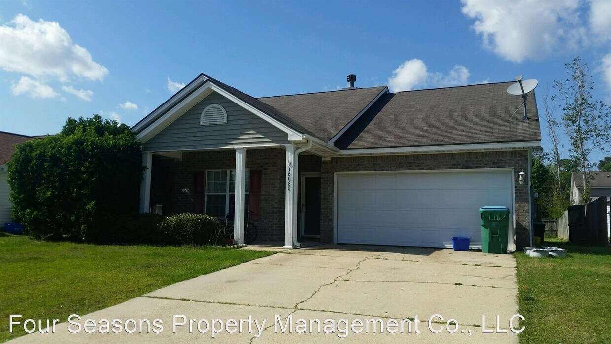 Foto principal - 4 br, 2 bath House - 16060 South April Drive