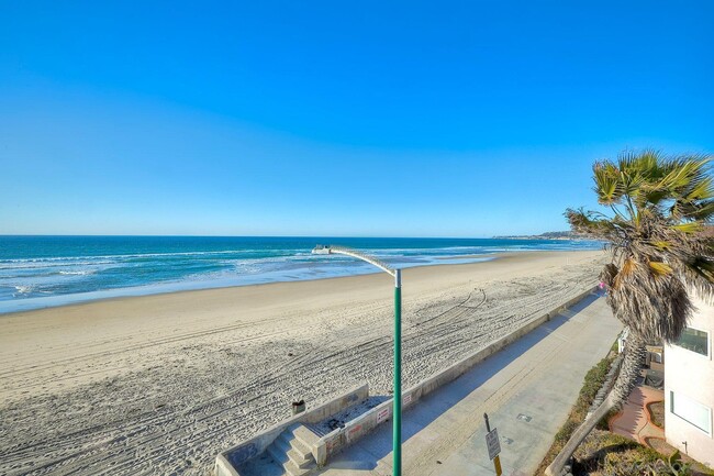 Building Photo - 3285 Ocean Front Walk