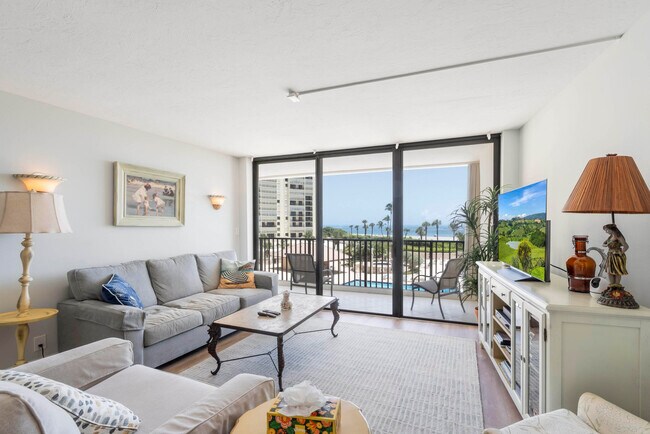 Foto del edificio - 300 Ocean Trail Way
