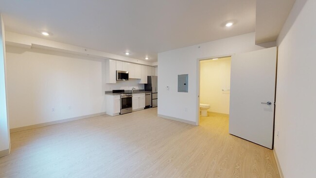 Interior Photo - 345 6th Street Apartments