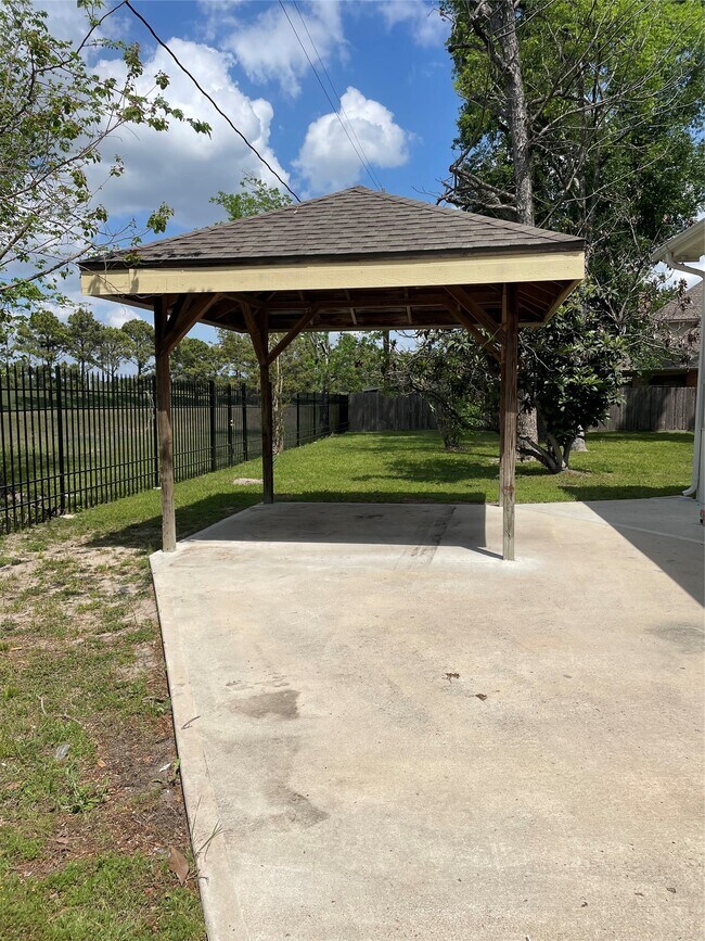 Building Photo - 21122 Harvest Hill Ln