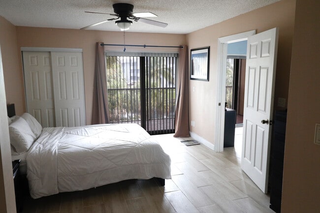 Bedroom - 17000 NW 67th Ave
