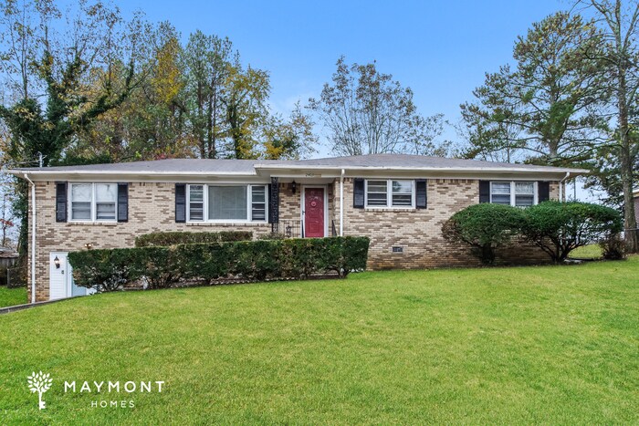 Primary Photo - This Spacious Huntsville Home, Available Now!