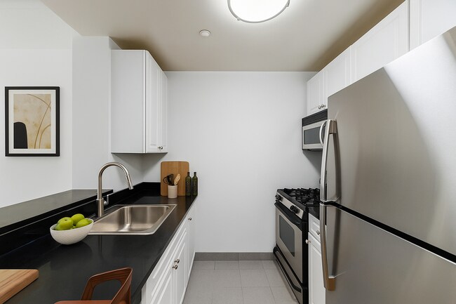 Foto del edificio - 335 E 100th St