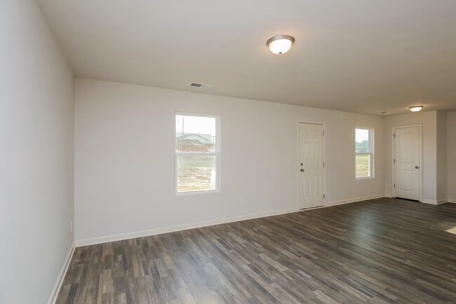 Building Photo - 324 Middleton Ct, Chatsworth, GA