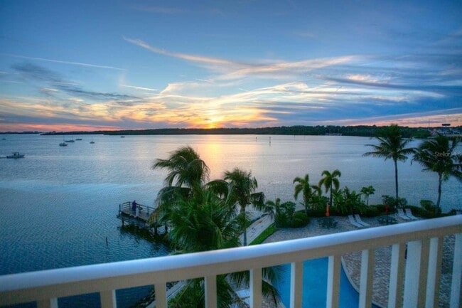 Building Photo - 8800 Bay Pines Blvd
