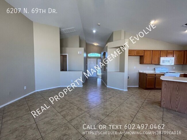 Foto del edificio - 6207 N 69th Dr