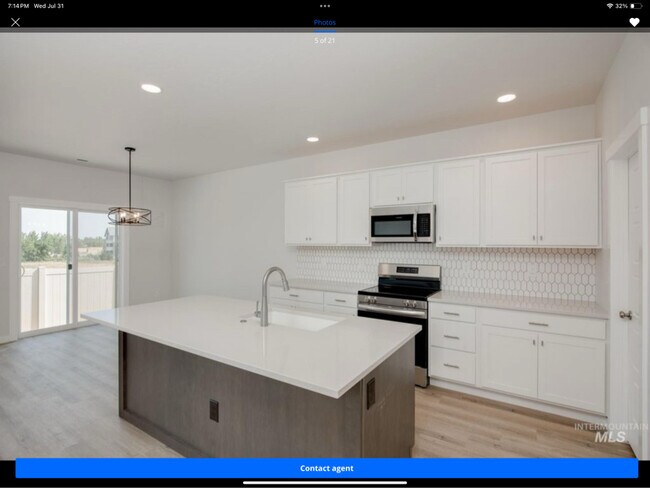 Foto del edificio - 2180 W Heavy Timber Dr