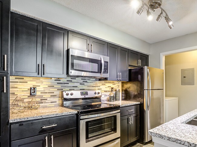 Anson At The Lakes Apartments Charlotte Nc Apartments Com