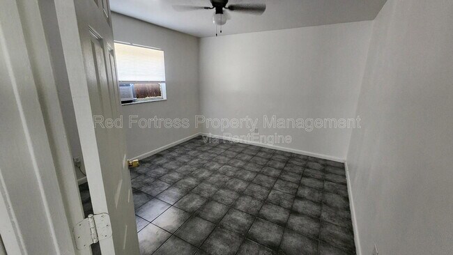 Foto del edificio - 19095 Holly Rd