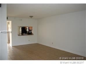 Foto del edificio - 10449 NW 8th St