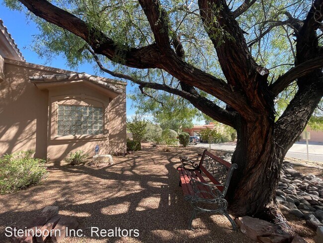 Foto del edificio - 3 br, 2.5 bath House - 1104 Cave Springs T...