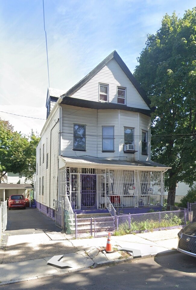 Foto del edificio - 575 13th Ave