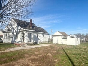 Building Photo - 2348 N Campbell Ave