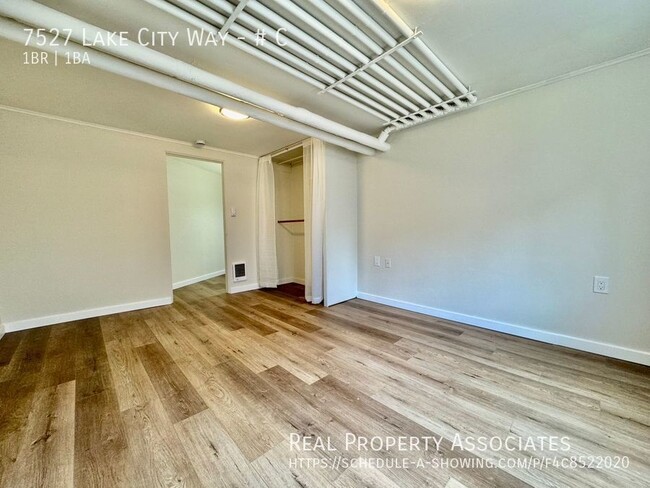 Building Photo - Newly Remodeled | Bright and Airy 1 Bedroo...