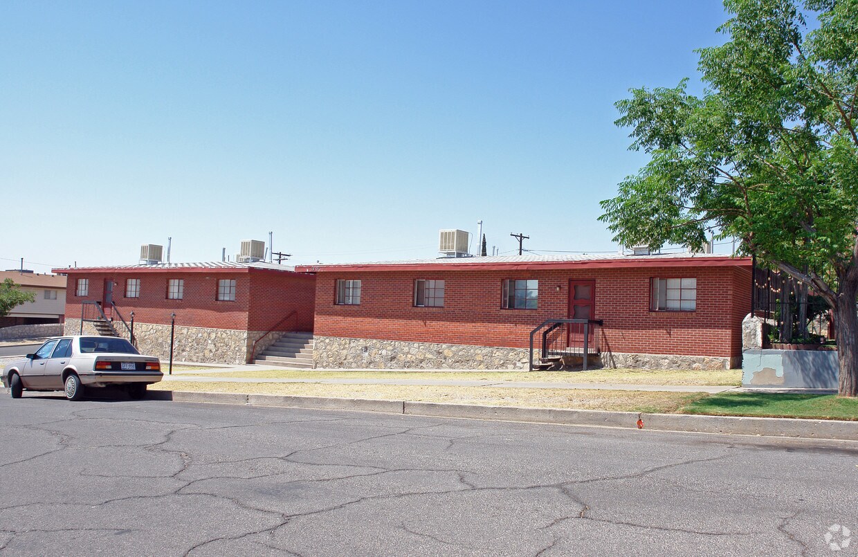 Building Photo - 1401 N St Vrain St