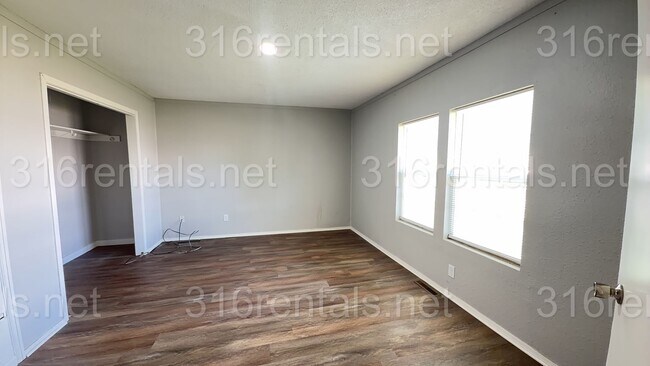 Foto del edificio - 417 S Gordy St