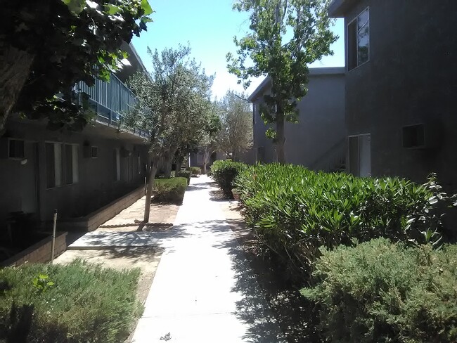 Foto del edificio - 38238 11th St E
