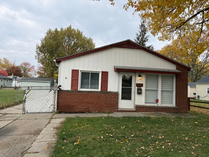 Foto principal - 21122 Annapolis St