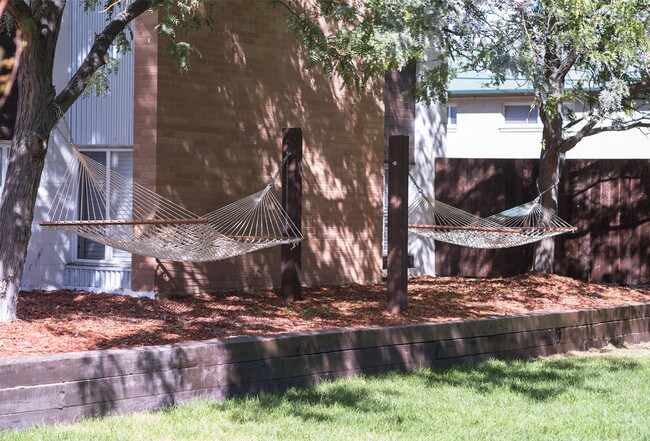 Building Photo - Sterling Boulder Apartments