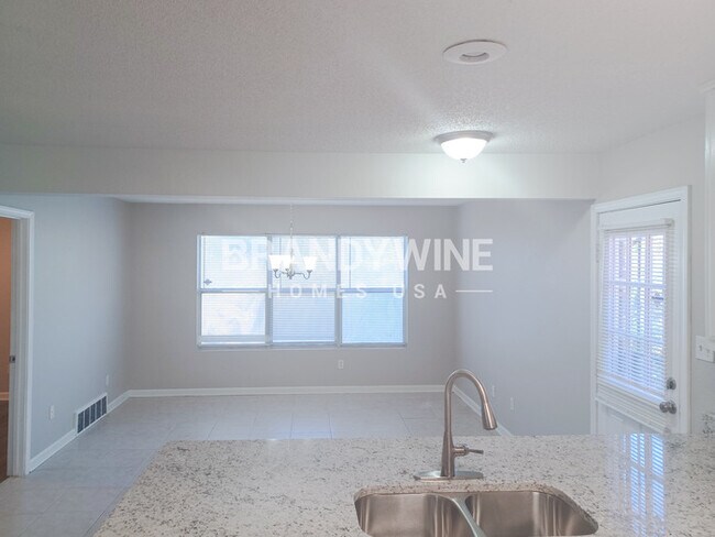 Foto del edificio - 2959 Meadows Ln