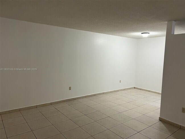 Foto del edificio - 15605 SW 74th Cir Dr