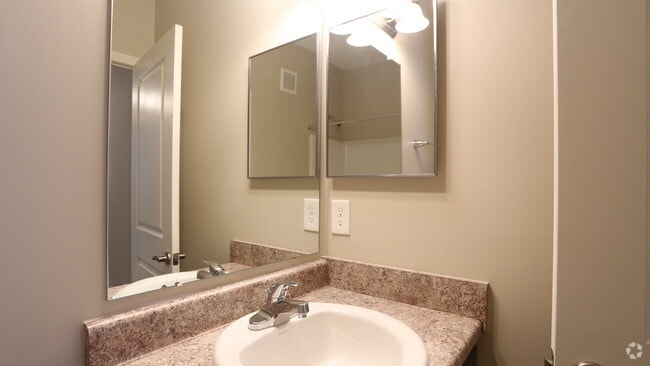Second Bathroom - 2BR, 2BA - 965 SF - The Jefferson - Brook Lane Apartments