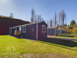 Building Photo - 2368 OR-18