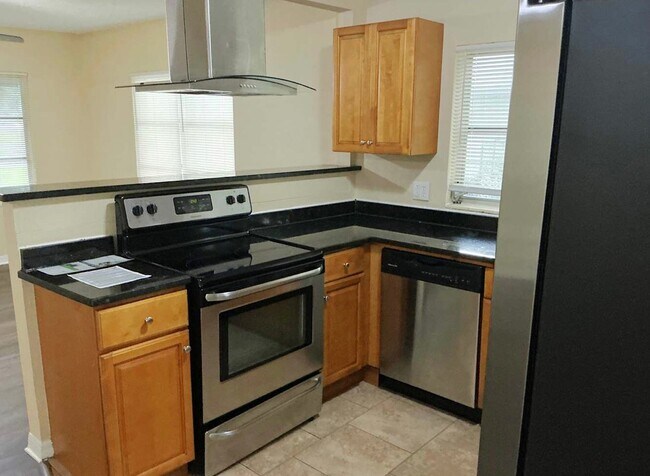 Foto del edificio - 9501 N Albany Ave