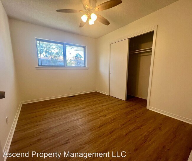 Building Photo - 3 br, 2 bath House - 5031 Mimosa Cir