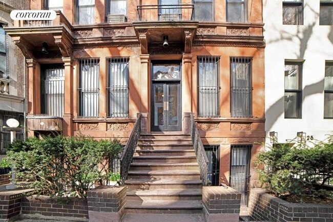 Building Photo - 27 W 94th St