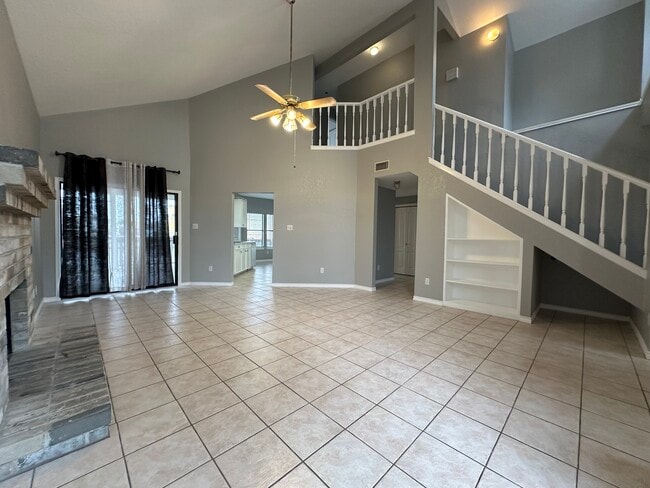 Building Photo - 15325 Mutiny Ct