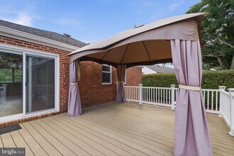 Building Photo - 2906 Breezy Terrace