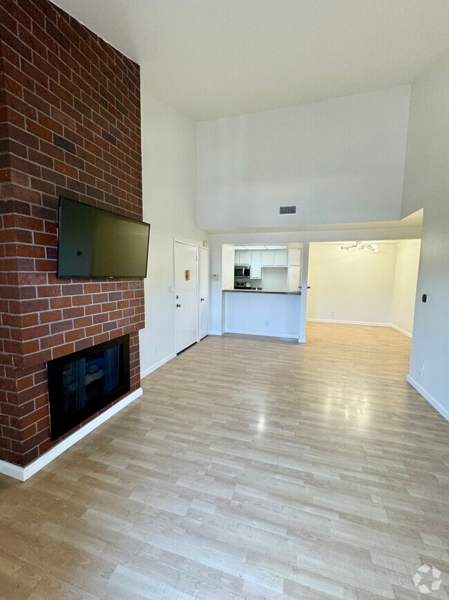 Best Luxury North Hills East Apartments for Rent Panorama City, CA