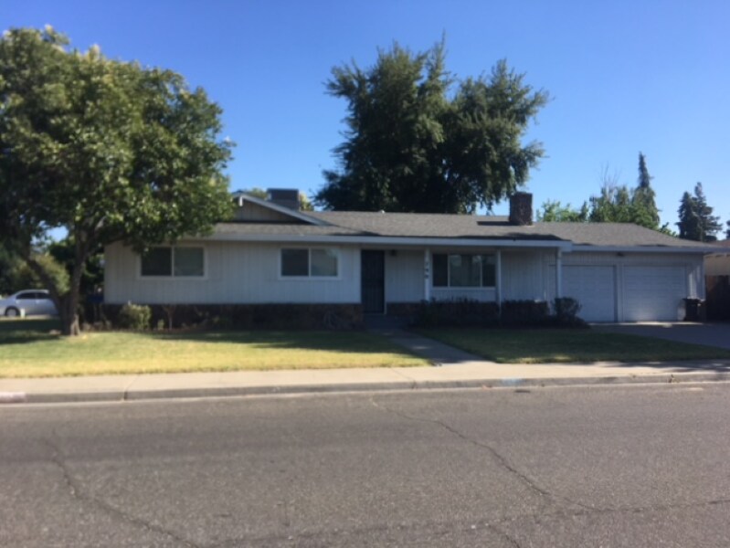 Primary Photo - 790 Tornell Ave