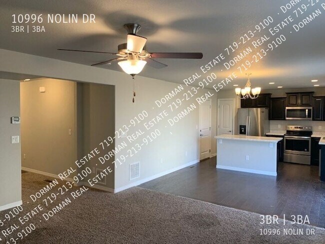 Foto del edificio - MAX APPLICANTS - 2 story Home in Lorson Ranch