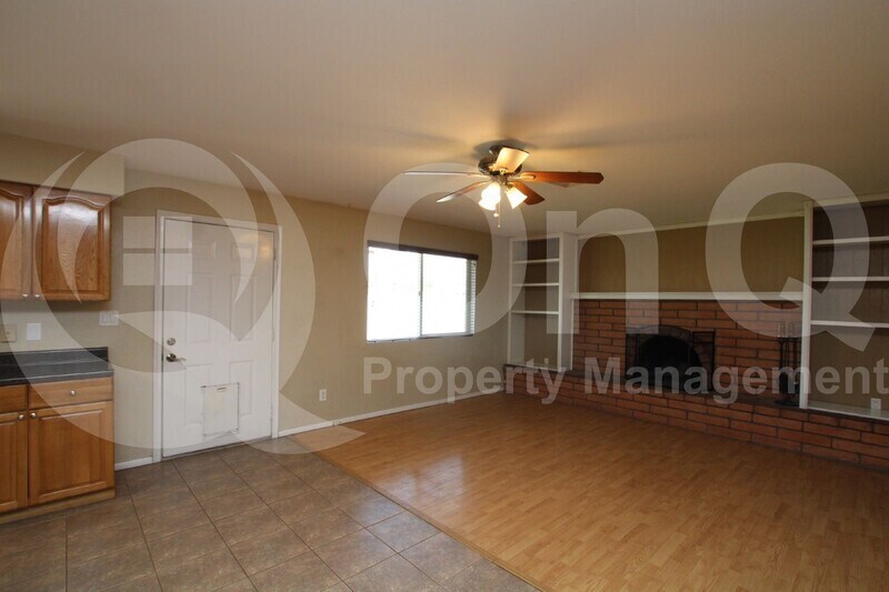 Foto principal - 1208 W Ivanhoe St