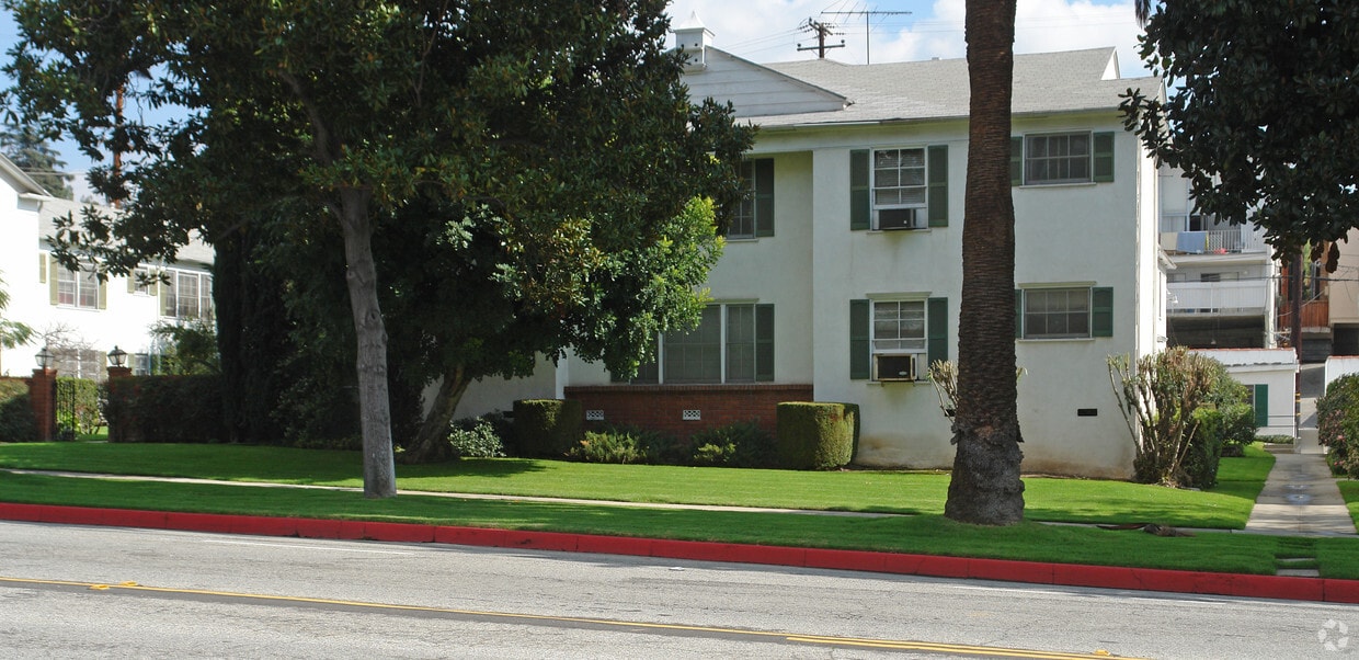 Building Photo - 628-636 Orange Grove Ave